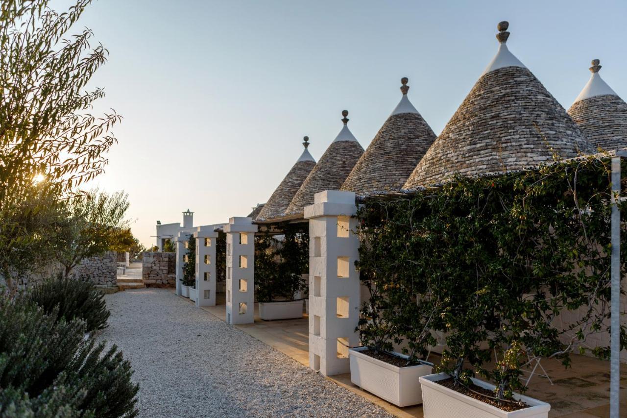 Nina Trulli Resort 塞尔瓦·迪·法萨诺 外观 照片