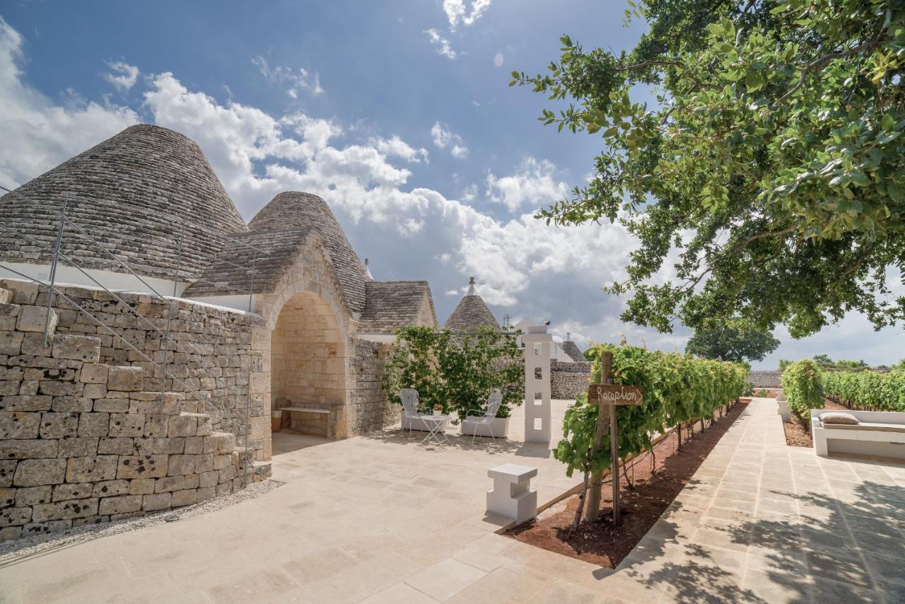 Nina Trulli Resort 塞尔瓦·迪·法萨诺 外观 照片